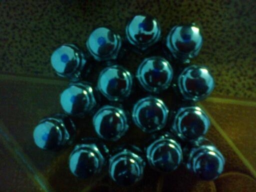 น็อตแท้แบบศูนย์ใหม่วิ้งๆทุกตัวขอรถเก๋งฮอนด้าชุด16ตัวๆละ50บาท น็อตแท้แบบศูนย์ใหม่วิ้งๆทุกตัวขอรถเก๋งฮอนด้าชุด16ตัวๆละ50บาท