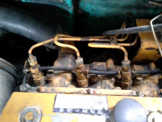 ขายรถแมคโฮ   KOMATSU    PC 50 UU    รถพร้องใช้งาน  เครื่องดี  ปั้มแรงการทำงานไว เองแน่นขายราคา ถูกมากเจ้าของขายเองค่ะ