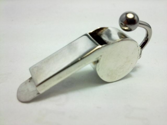 นกหวีดเงิน