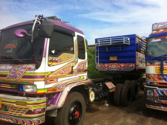 ขายรถ10ล้อหัวคัสซี พร้อมกระบอกดั๊ม ถูกๆตามสภาพ ขายรถ10ล้อหัวคัสซี พร้อมกระบอกดั๊ม ถูกๆตามสภาพ