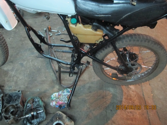 ขายรถวิบาก DT125 มีเล่มทะเบียน สวยๆ ขายรถวิบาก DT125 มีเล่มทะเบียน สวยๆ