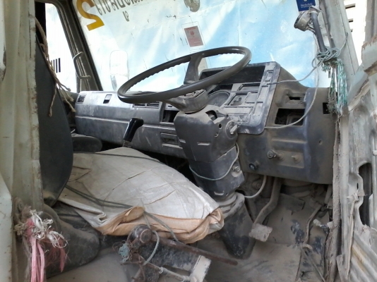 ขายด่วนครับ 6 ล้อ Hino FC กระบะพื้นเรียบ เดิมๆครับ รถใช้งานทุดวัน ครับ ขายตามสภาพ