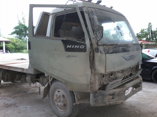 ขายด่วนครับ 6 ล้อ Hino FC กระบะพื้นเรียบ เดิมๆครับ รถใช้งานทุดวัน ครับ ขายตามสภาพ