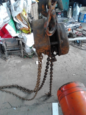 ขาย..รอก VITAL 2ตัน