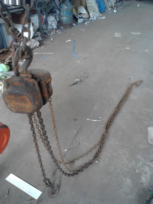 ขาย..รอก VITAL 2ตัน