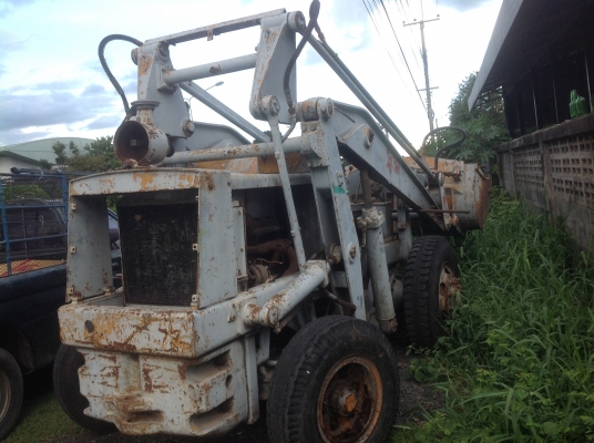 ขายถูกๆ((95,000))รถตักล้อยาง komatus SD20-5. ตามสภาพจอด อุปกรณ์ครบ