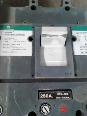 ขาย...เบรคเกอร์ 13 ตัว