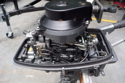 ขาย เครื่องเรือ SUZUKI 6 แรง 2 จังหวะ นำเข้าจากญี่ปุ่น