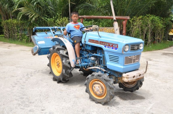 ขายรถไถ HINOMOTO E14D ขับ4ล้อ สภาพสวยเดิมญี่ปุ่นไม่เคยใช้งานในไทย 68,000 บาท