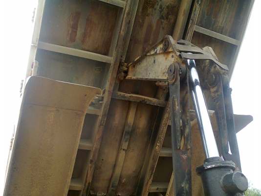 MITSUBISHI  M6 260 แรงม้า 10 ล้อ 2 เพลาดัมพ์