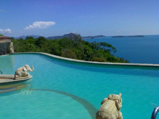 ขออนุญาติขายบ้านพักตากอากาศสุดหรูเกาะสมุยครับ