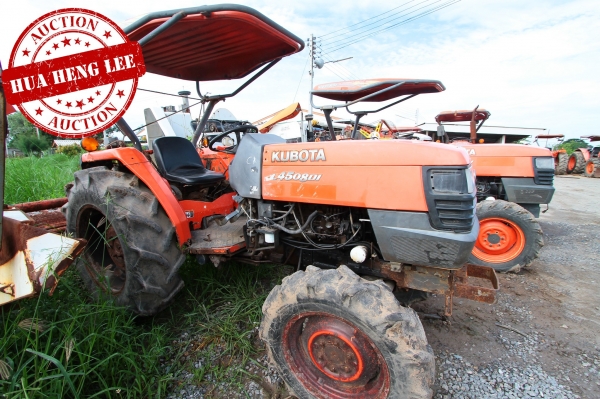 AUC 6 Code 035  แทรกเตอร์  KUBOTA L4508DI+RX180F ราคา เริ่มต้นการประมูล 205,000 บาท
