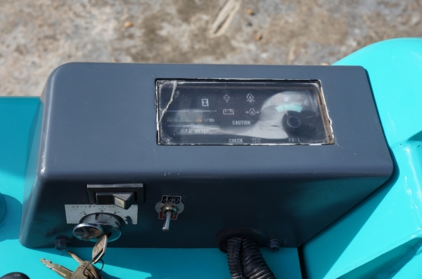 ขายรถขุด รุ่นพิเศษ KOMUTSU PC07-2E  2 IN 1  พร้อมหัวกระแทก