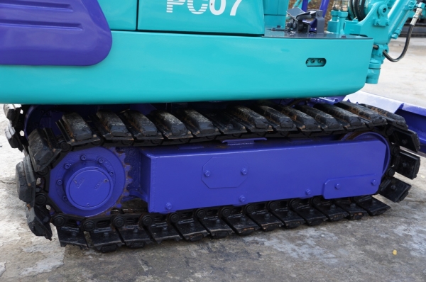 ขายรถขุด รุ่นพิเศษ KOMUTSU PC07-2E  2 IN 1  พร้อมหัวกระแทก