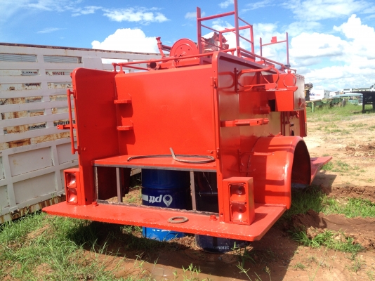 ขายถังดับเพลิงเทศบาลครับสภาพใหม่พร้อมใช้ครับ ขายถังดับเพลิงเทศบาลครับสภาพใหม่พร้อมใช้ครับ