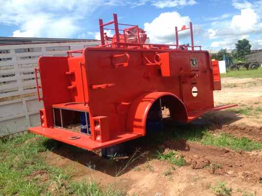 ขายถังดับเพลิงเทศบาลครับสภาพใหม่พร้อมใช้ครับ ขายถังดับเพลิงเทศบาลครับสภาพใหม่พร้อมใช้ครับ