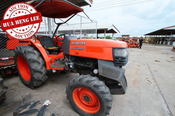 AUC 6 Code 036  แทรกเตอร์  KUBOTA L4508DI+RX180F+FD180F ราคา เริ่มต้นการประมูล 235,000 บาท