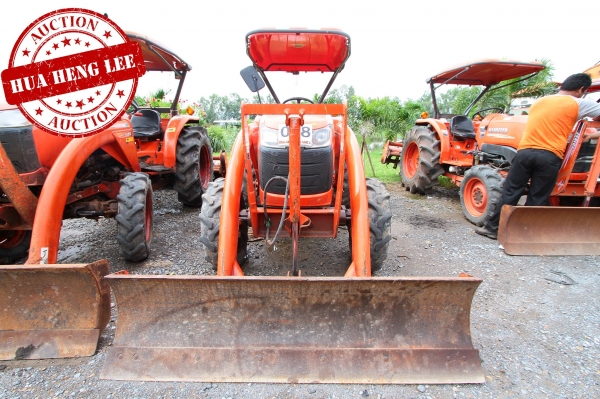 AUC 6 Code 038  แทรกเตอร์  KUBOTA L4708+SD181+RX181 ราคา เริ่มต้นการประมูล 385,000 บาท