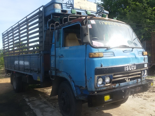 ขายรถ ISUZU JCM เครื่อง 6BD1 165 แรงม้า ยาว 5.50 เมตร เอกสาร ม.79 พร้อมโอน