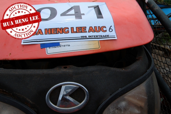 AUC 6 Code 041  แทรกเตอร์  KUBOTA M7040+FD205J+DH247H ราคา เริ่มต้นการประมูล 377,000 บาท