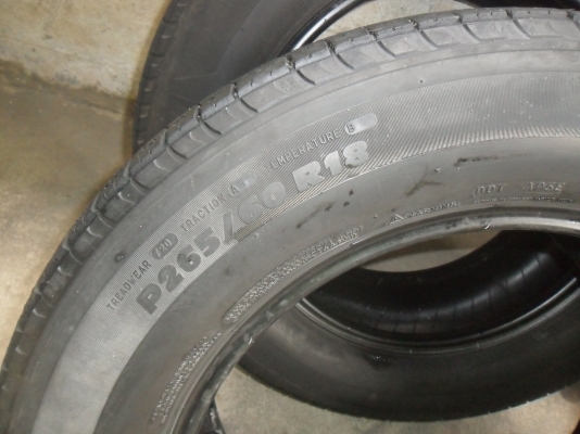 ยาง MICHELIN 265/60R18 ปี11 สวยๆ 4 เส้น ราคา 3500 บาท