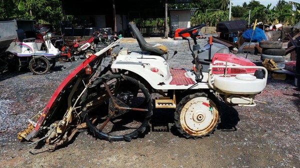 รถปลูกข้าวนั่งขับ MITSUBISHI เก่าญี่ปุ่น สภาพสวย เครื่องยนต์ติดง่าย สภาพพร้อมใช้งาน