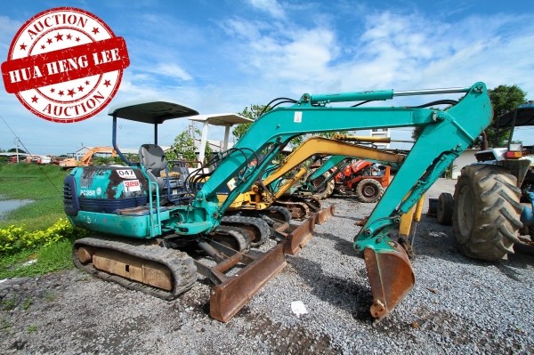 AUC 6 Code 047 รถขุด KOMATSU ราคา เริ่มต้นการประมูล 400,000 บาท