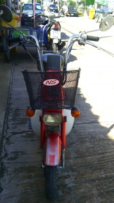 ขายhonda ชาลี 50 cc ออโต 9500  บาท