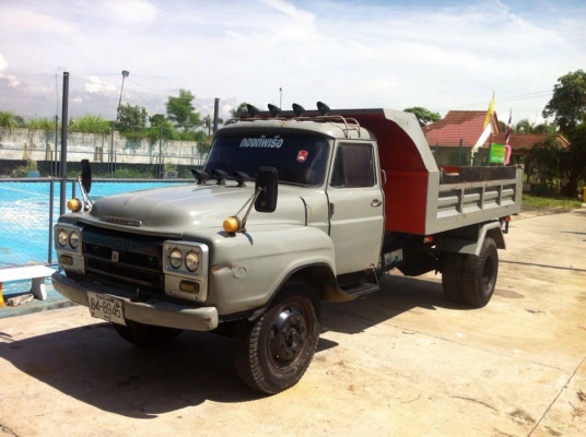 ขายหกล้อหัวยาว