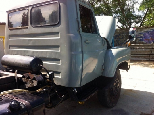 ขายหกล้อหัวยาว