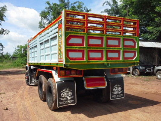 ขายด่วน รถสิบล้อดั้ม ISUZU ROCKY 210 สองเพลา สภาพพร้อมใช้