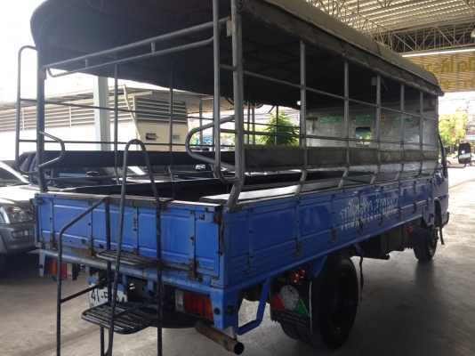 NKR ELF 6ล้อ รถออกห้าง ตรีเพชรอีซูซุ