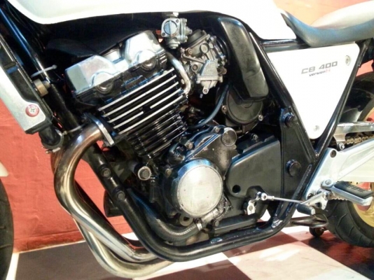 T&T BIKE RAMA2 ขายHONDA CB400 ปี95 เอกสาร อินวอยเสียสพม. เครื่องดี ระบบไฟพร้อมสมบูรณ์ทุกระบบราคาเพียง 62500฿ T&T BIKE RAMA2 ขายHONDA CB400 ปี95 เอกสาร อินวอยเสียสพม. เครื่องดี ระบบไฟพร้อมสมบูรณ์ทุกระบบราคาเพียง 62500฿