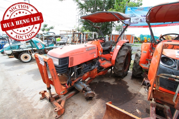 AUC 6 Code 058 รถแทรกเตอร์ KUBOTA L4508 ราคา เริ่มต้นการประมูล 100,000 บาท