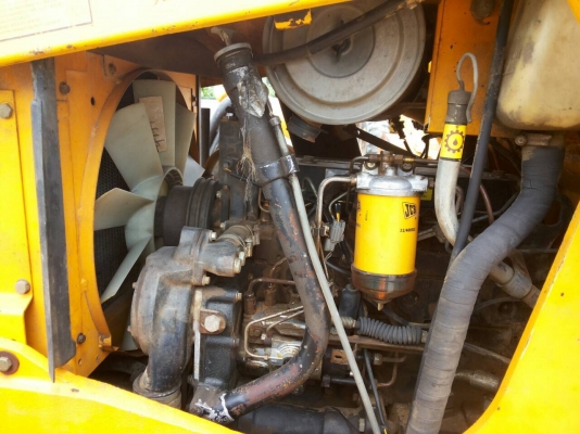 ขายรถตักหน้าขุดหลัง JCB 215S สภาพสวย นำเข้าจาก USA แท้ 1000\% พร้อมใช้งาน ไม่เคยใช้งานในไทย เอกสารครบ