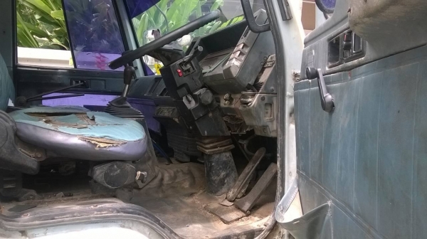 ขาย6ล้อดั๊ม ISUZU 175แรงม้า สภาพสวยพร้อมใช้ ราคาต่อรองได้ ติดต่อได้ที่คุณ อ๊อฟ พิจิตร 086-737-9991