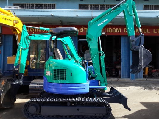 ขาย รถขุด KOMATSU รุ่น PC30FR แทร็กเหล็ก มือสองญี่ปุ่น