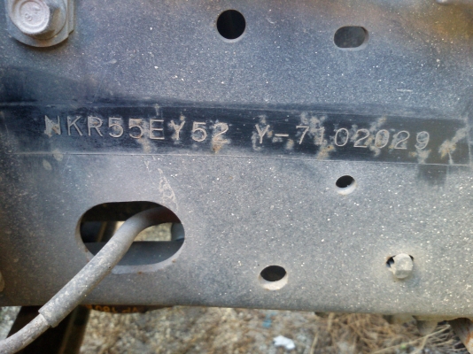ISUZU  nkr 100แรง เครื้อง 4jb1 ตู้เปียก
