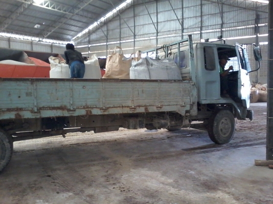 ขายด่วนครับ ISUZU FRR 32LB เครื่อง 260 6HE1 กระบะคาร์โก้ รถใช้งานทุกวันครับ