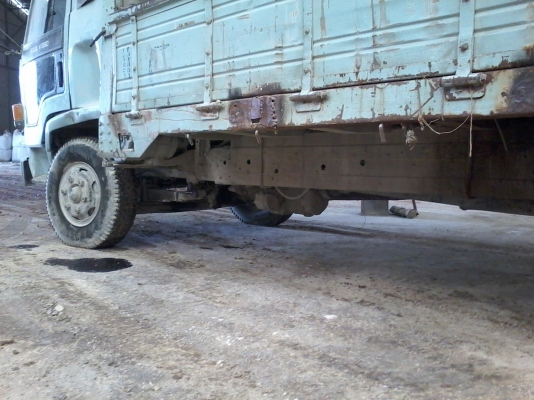 ขายด่วนครับ ISUZU FRR 32LB เครื่อง 260 6HE1 กระบะคาร์โก้ รถใช้งานทุกวันครับ