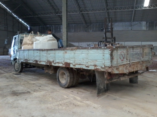 ขายด่วนครับ ISUZU FRR 32LB เครื่อง 260 6HE1 กระบะคาร์โก้ รถใช้งานทุกวันครับ