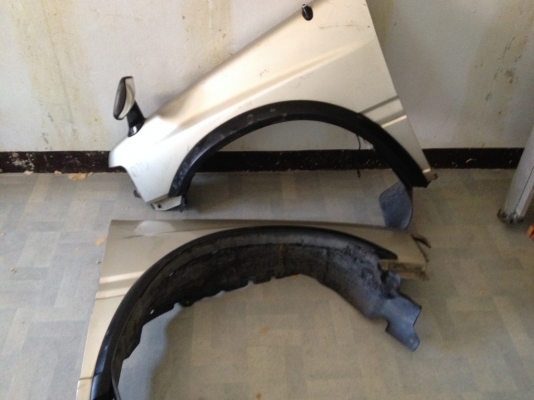 เเก้ม ISUZU MU ของครบๆเสา กระจก คิ้วตามรูปเก่าญี่ปุ่นสวยๆ