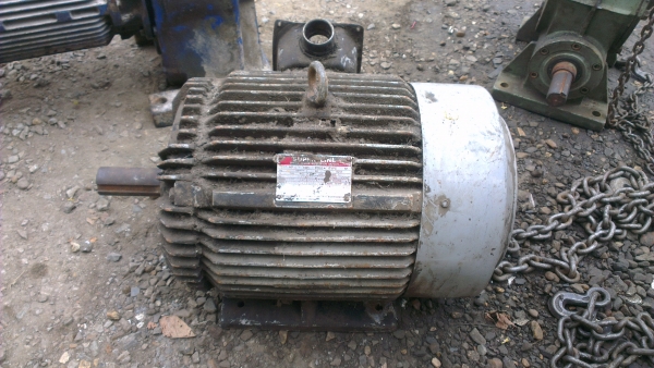 Sell> ขายมอเตอร์ Mitsubishi 30 แรงม้า 380V. 2850 rpm. 2 Pole. ทุ่นเดิมๆ วิ่งเงียบ กำแพงแสน นครปฐมครับ