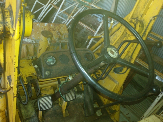 ขายรถตักkomatsu SG07L เครื่องเบนซีล