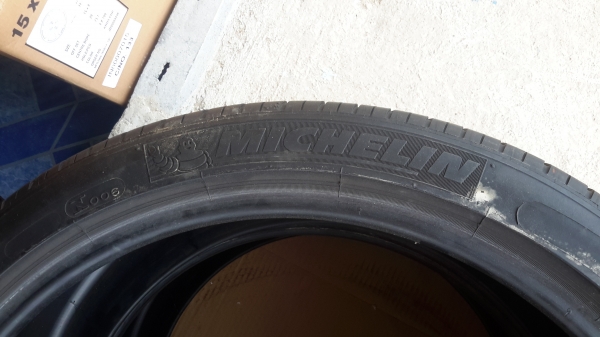 ขายยางหน้าไหญ่ๆ สถาพ 90\%หายากจิงเอาไปใส่สวยๆ