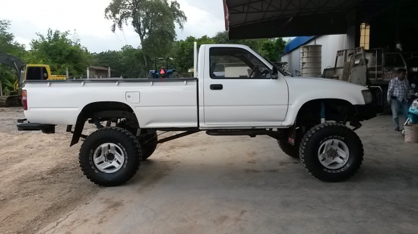 กระบะตอนเดียว 4x4