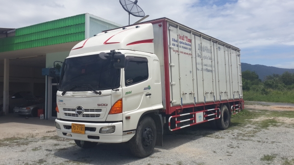 ขายรถฮีโน่เมก้kยาว 7.20เมตร (เอาไปทั้งตู้หรือจะเปลี่ยนเป็น กะบะก้อได้)