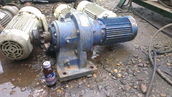 Sell> ขายมอเตอร์เกียร์ Mitsubishi Cyclo Drive 2 HP 3 เฟส 380V.  จัดส่งทั่วประเทศครับ