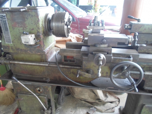 แท่นกลึง 4 ฟุต เพลาเดียว กลึงเกลียวได้ เครื่องพร้อมใช้  36,000