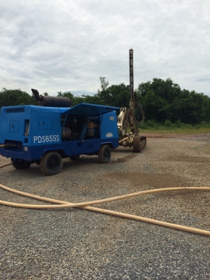 ขายรถเจาะหิน